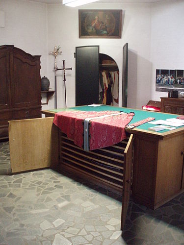 sacristy